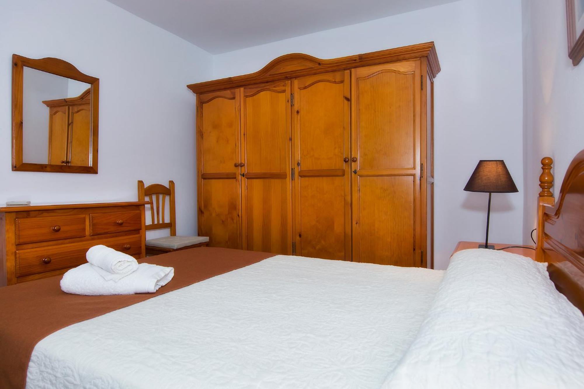 Apartamentos Sol Andaluz Карбонерас Экстерьер фото
