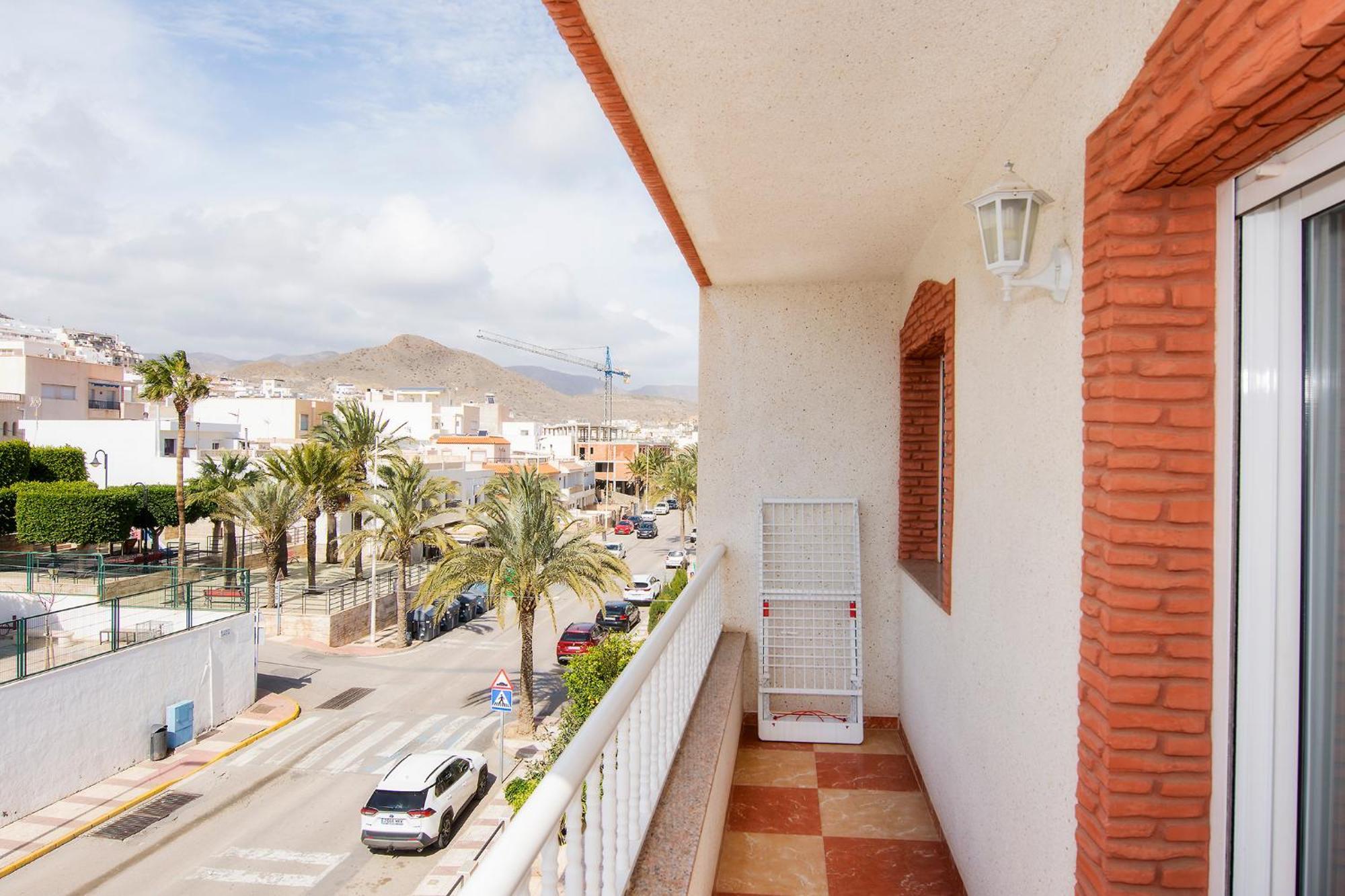 Apartamentos Sol Andaluz Карбонерас Экстерьер фото