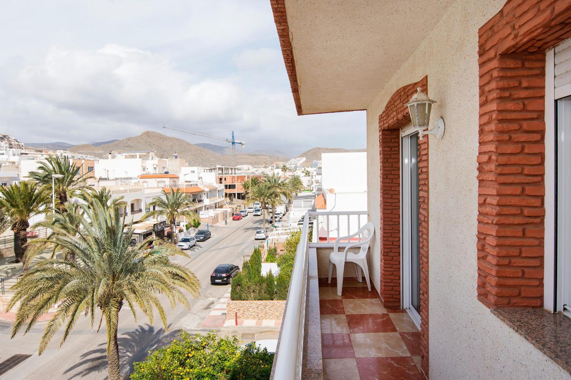 Apartamentos Sol Andaluz Карбонерас Экстерьер фото