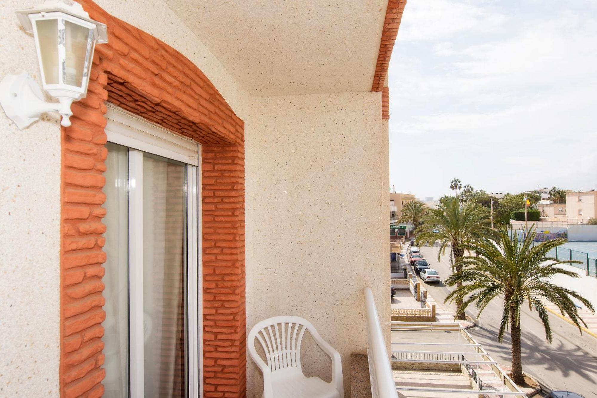 Apartamentos Sol Andaluz Карбонерас Экстерьер фото