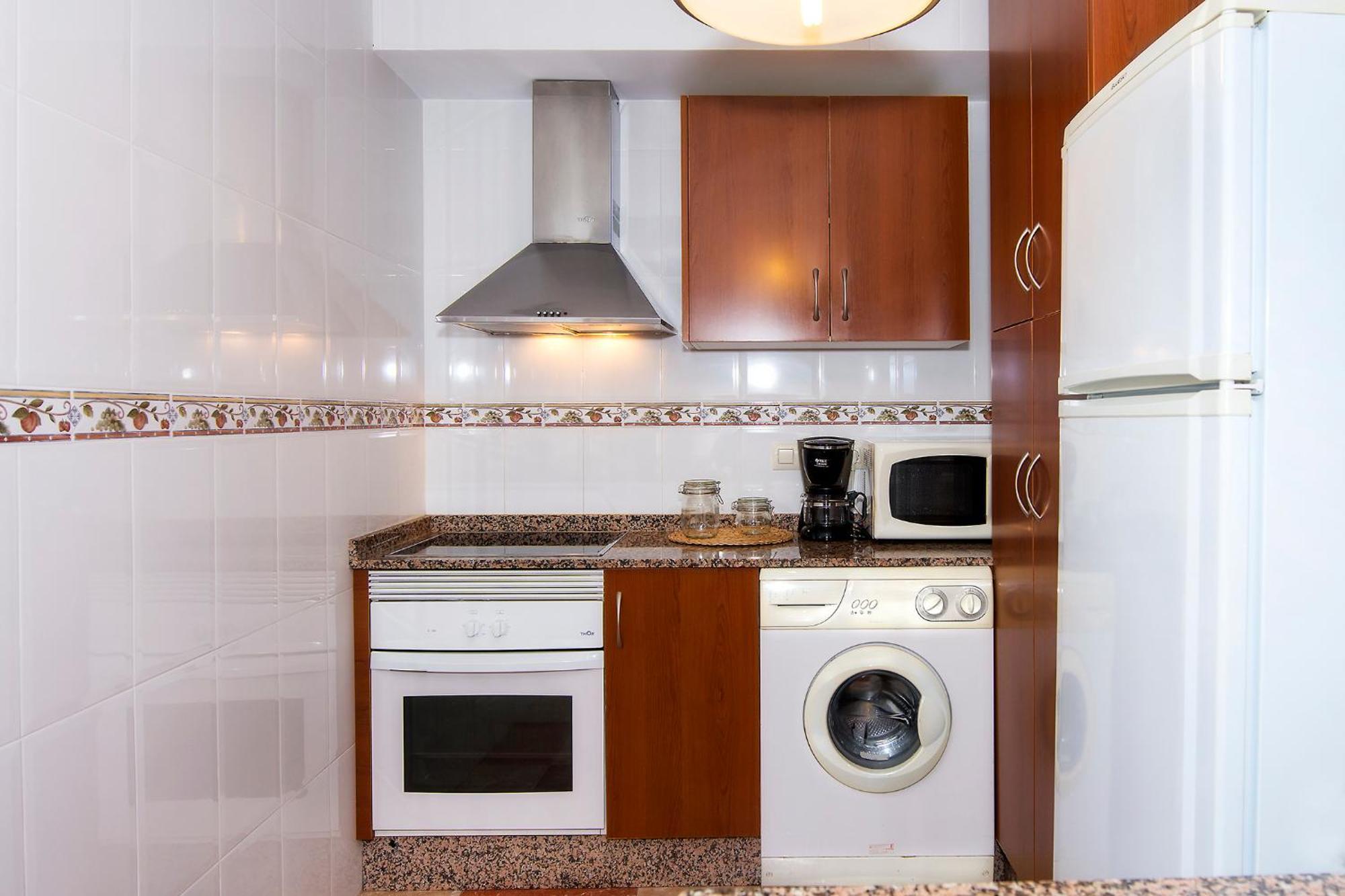 Apartamentos Sol Andaluz Карбонерас Экстерьер фото
